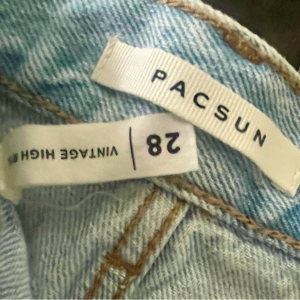 PacSun Vintage High Rise Distressed Cut-Off Jean Shorts - Picture 5 of 15